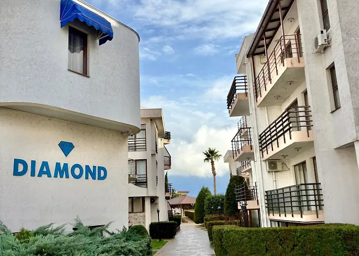 Marina - Diamond Complex Apartment *